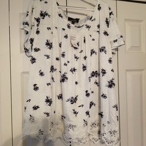 Flowy short sleeve top